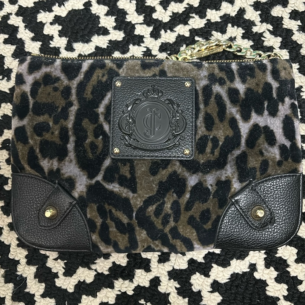 💙Vintage juicy couture leopard print crossbody💙